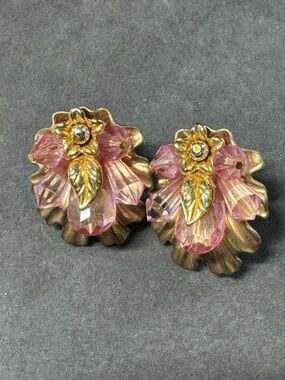 Gold-Tone Pink Crystal Floral Clip-On Earrings - Vintage Style